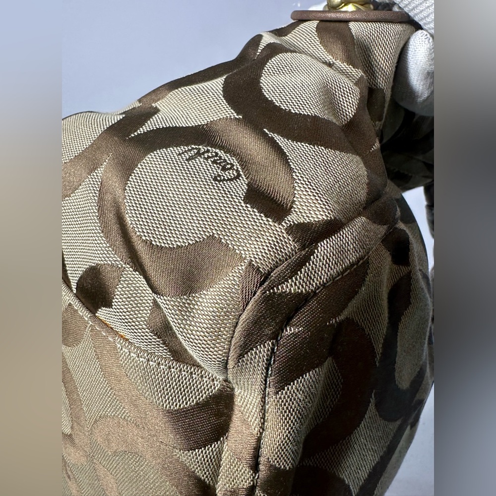 COACH PARKER OPT ART SHOULDER BAG - Picture 9 of 13
